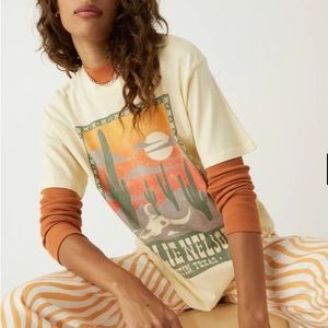 Daydreamer LA Willie Nelson Austin Texas Weekend Tee Yellow Fizz